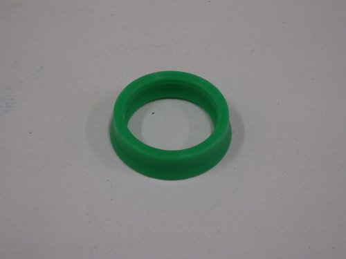 Krouek 30mm plastov zelen O25