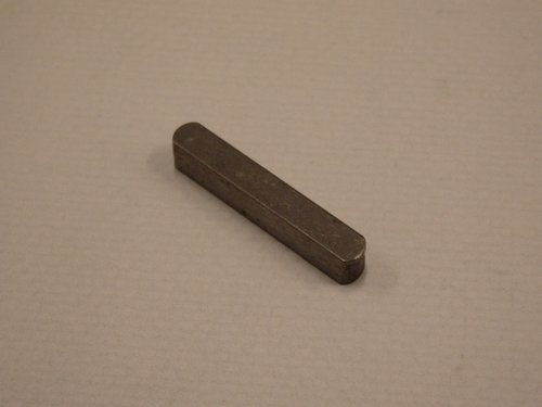 Klnek 4,7x4,7x38 - 50WB1101005030A