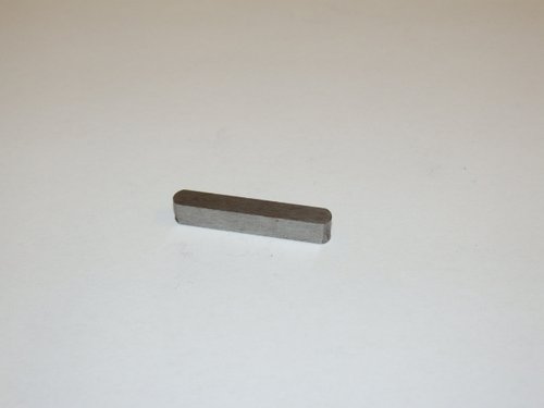 Klnek 4,7x4,7x30 - 50WB1101005038